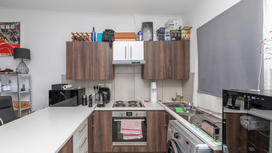 2 Bedroom Property for Sale in Bosonia Western Cape